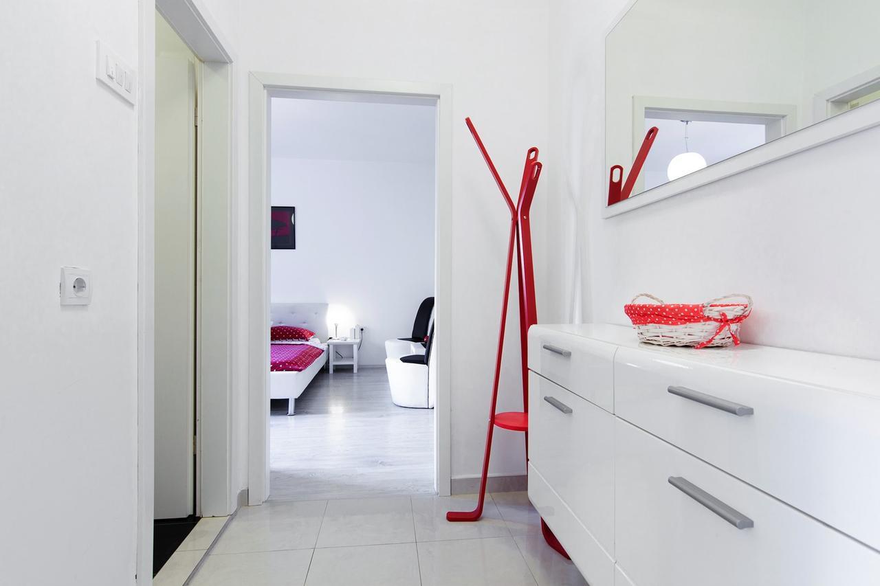 Fifi Apartment W. Parking In Old Town Zadar Exterior photo