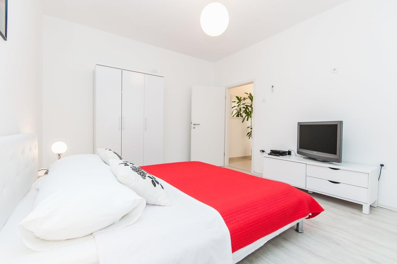 Fifi Apartment W. Parking In Old Town Zadar Exterior photo