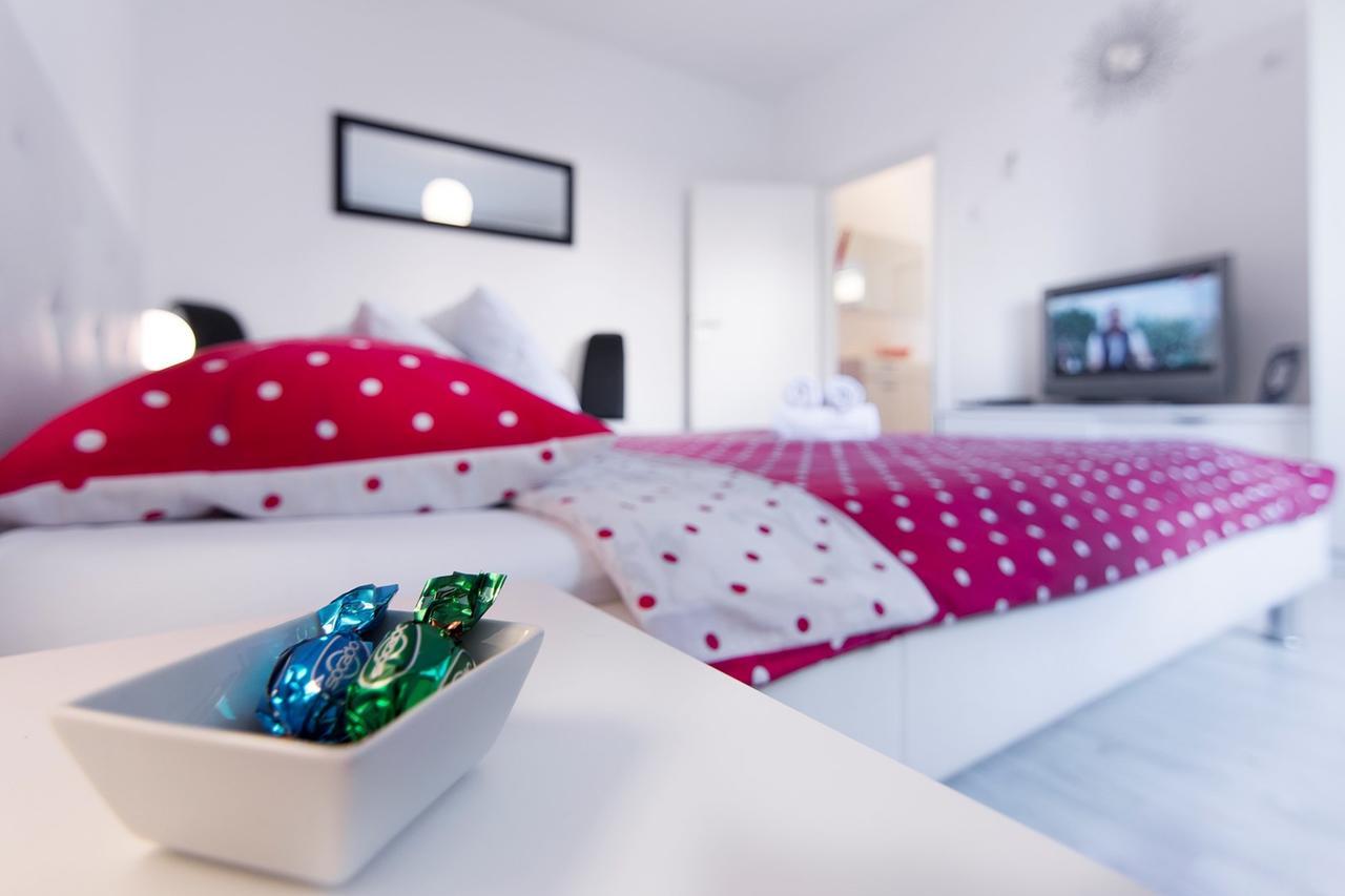Fifi Apartment W. Parking In Old Town Zadar Exterior photo